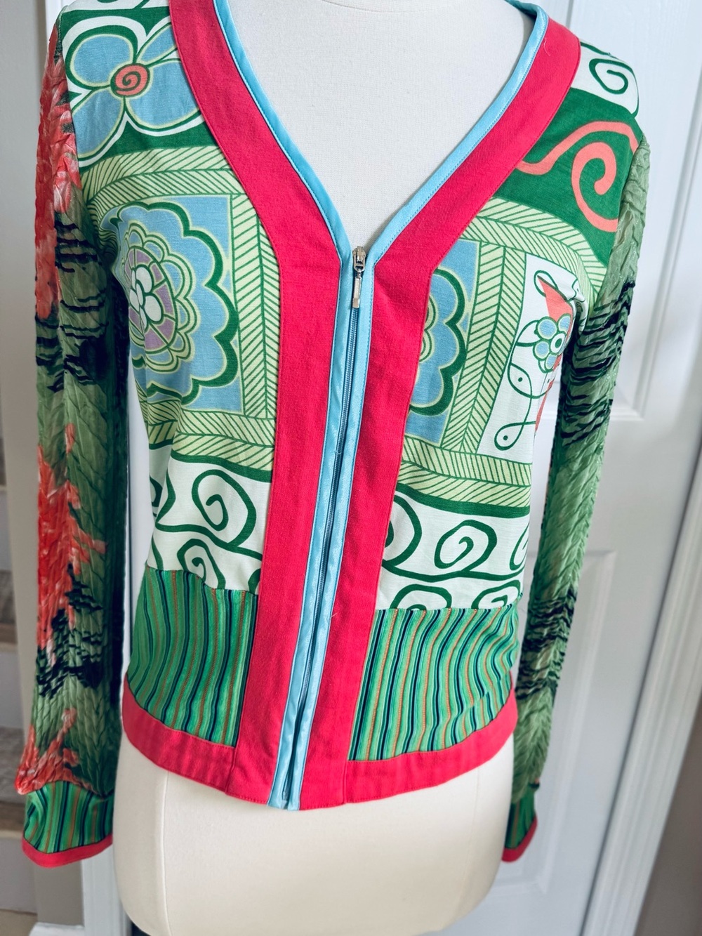 Alberto Makali Green & Pink Floral Zip-Front Jean Jacket